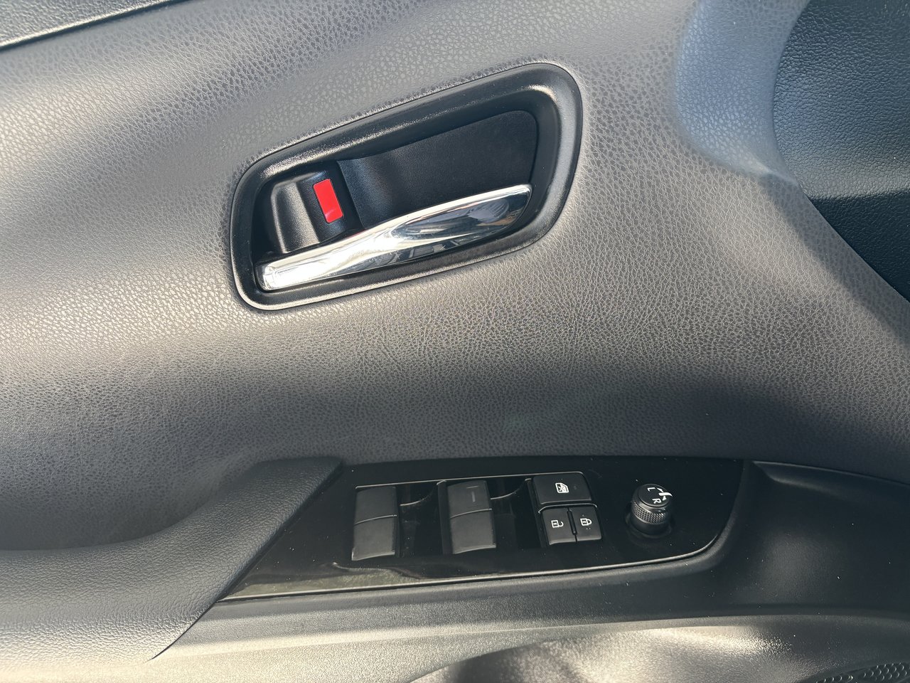 2022 Toyota Prius FWD