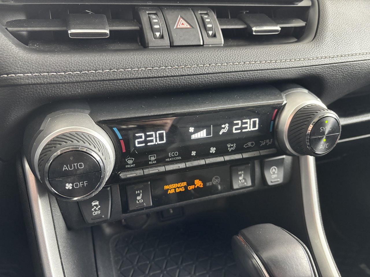 Toyota RAV4 XLE AWD 2022