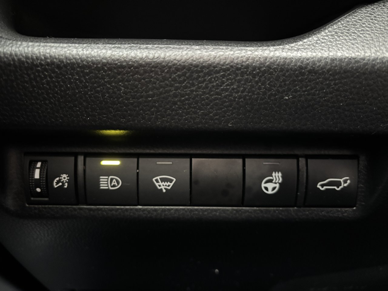 Toyota RAV4 XLE AWD 2022