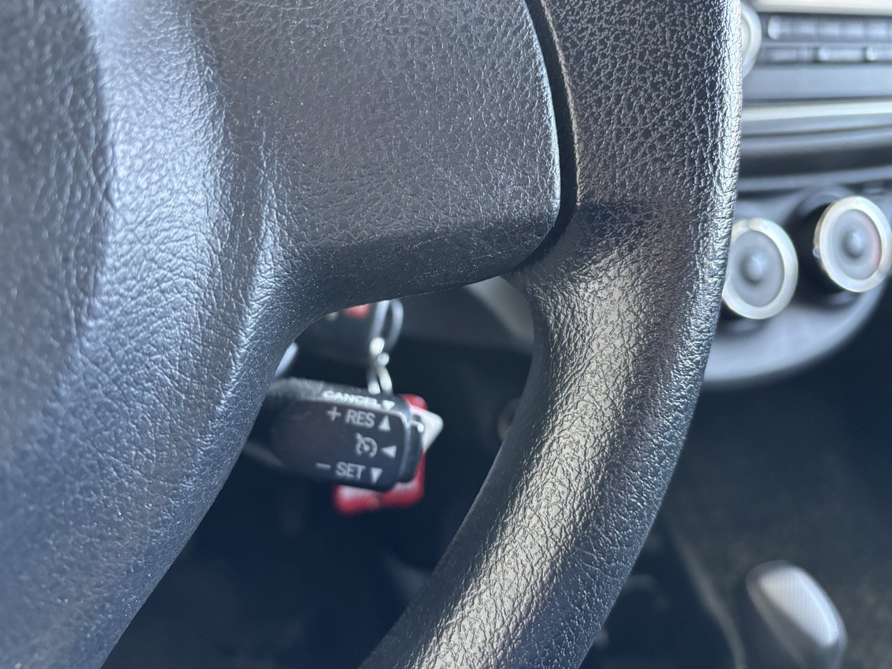 2014 Toyota Yaris 5dr HB Auto LE