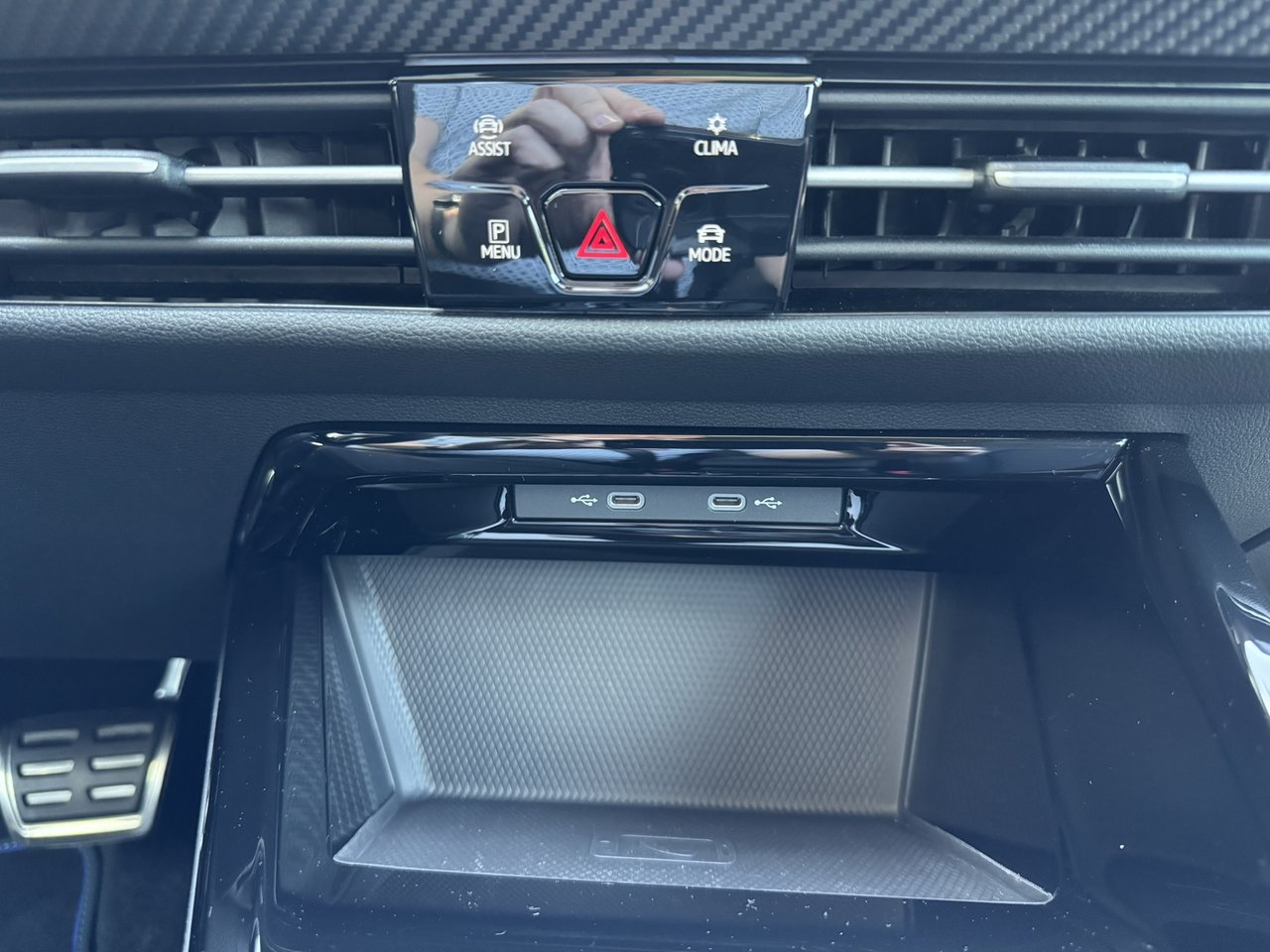 Volkswagen Golf R Base Ensemble fibre de carbonne/Toit panora DSG 2024