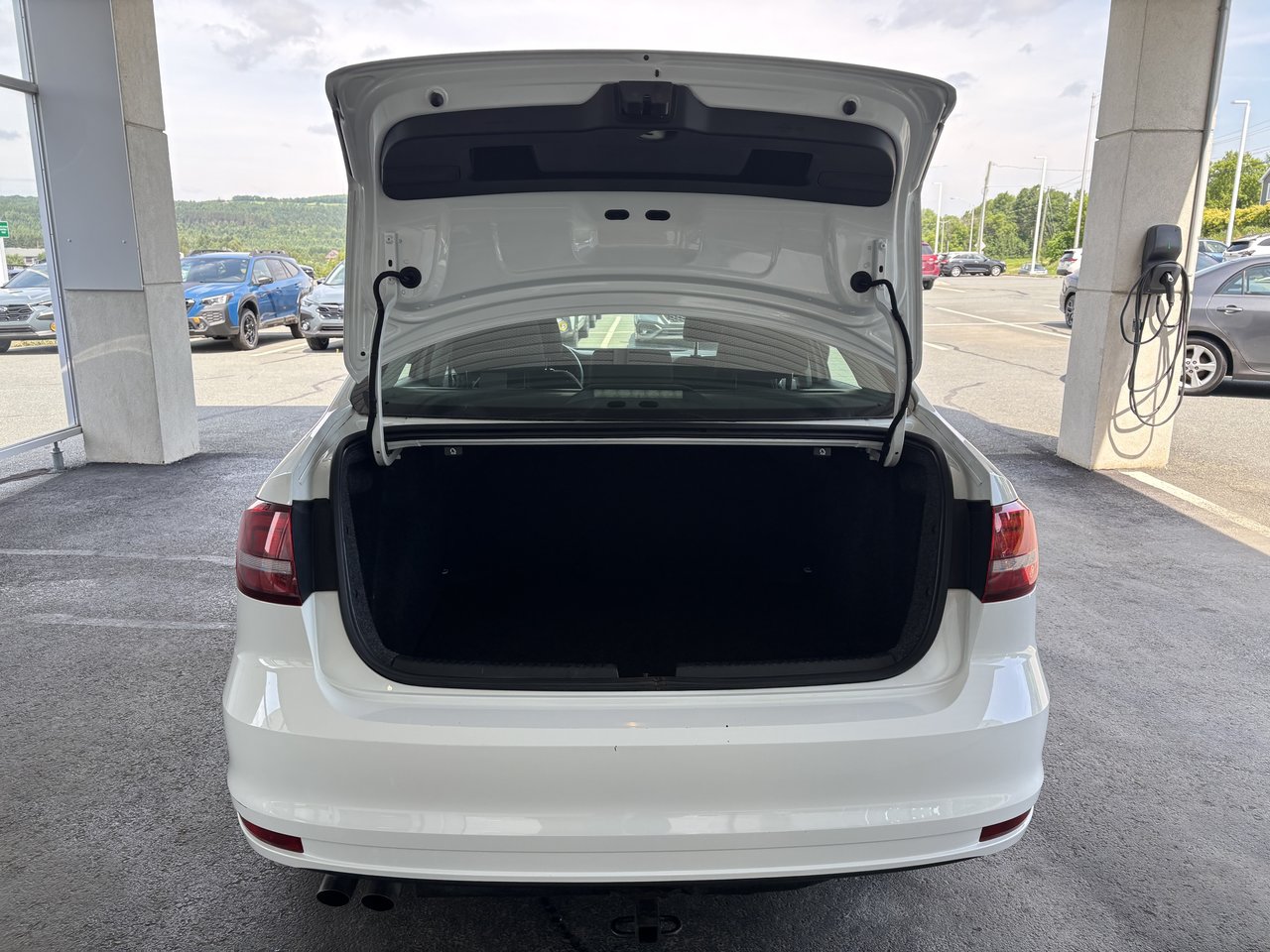 Volkswagen Jetta Sedan 4dr 1.4 TSI Auto Trendline+ 2017