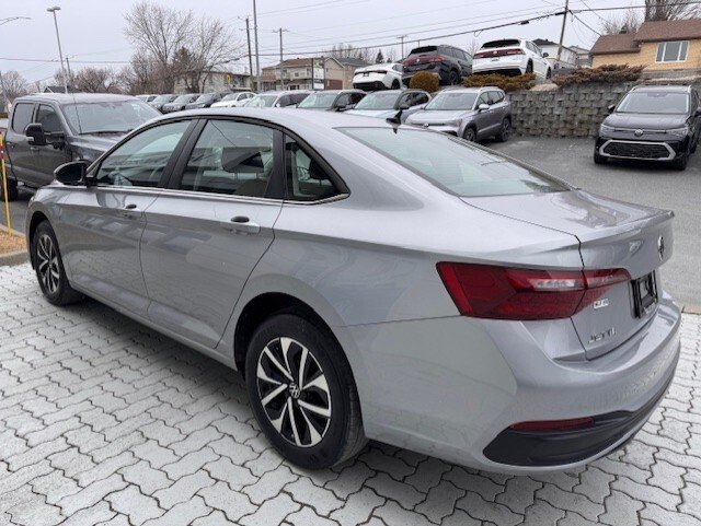2022 Volkswagen Jetta Trendline Auto