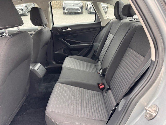 2022 Volkswagen Jetta Trendline Auto