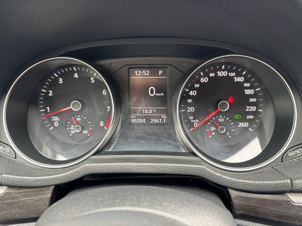 Volkswagen Passat Comfortline Auto 2018