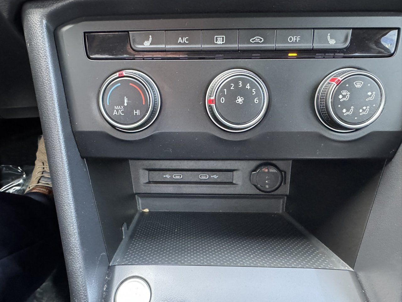 2022 Volkswagen Taos Trendline 4MOTION