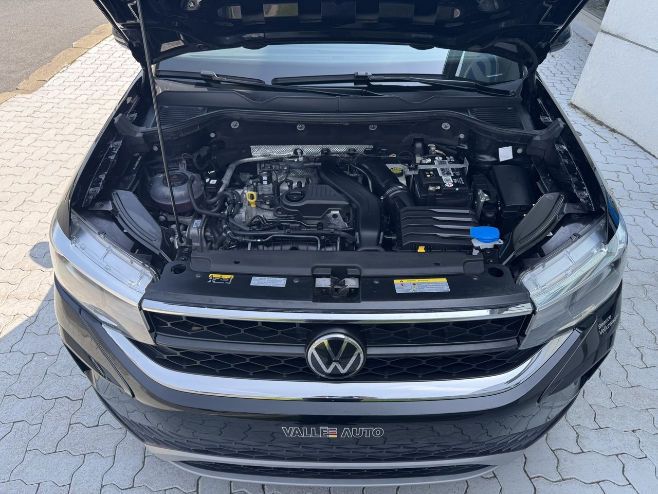 Volkswagen Taos Comfortline 4MOTION/Toit panoramique 2023