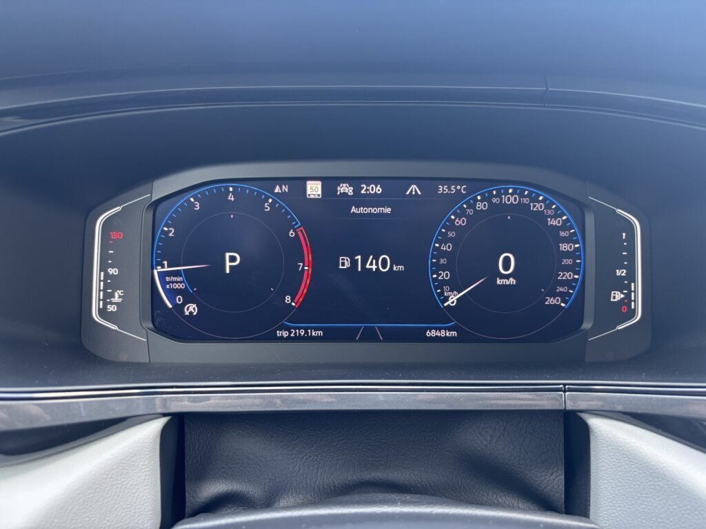 Volkswagen Taos Highline 4MOTION 2023