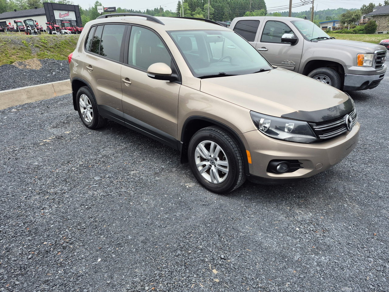 2015 Volkswagen Tiguan 4MOTION 4dr Auto Trendline