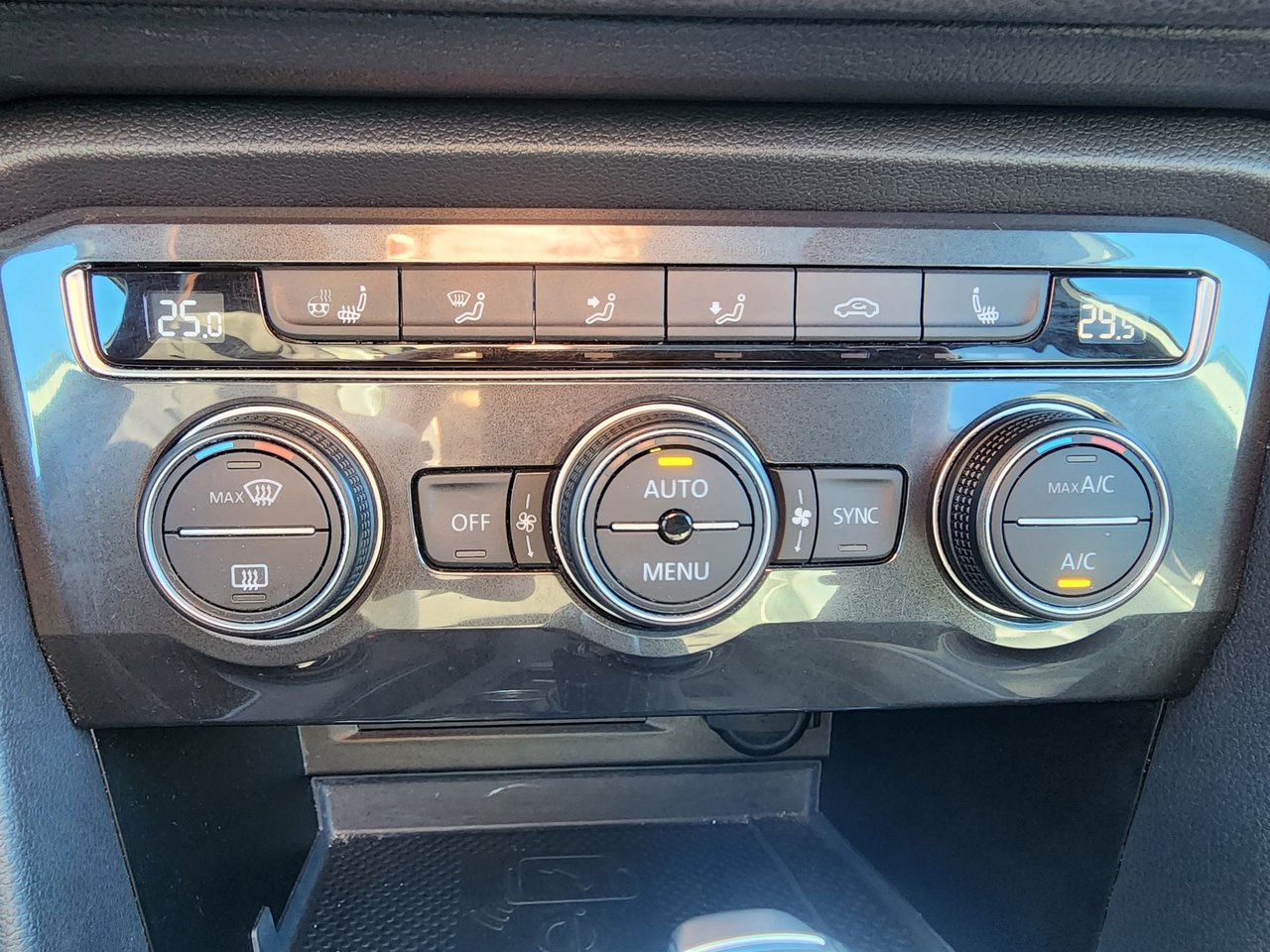 2021 Volkswagen Tiguan Highline R-Line 4MOTION