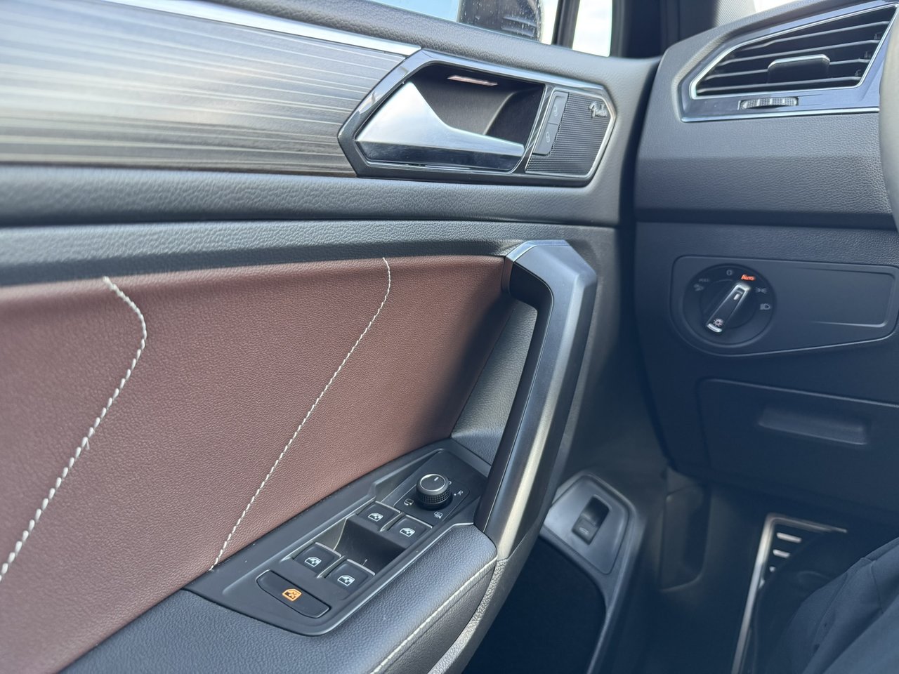 2023 Volkswagen Tiguan Highline R-Line 4MOTION