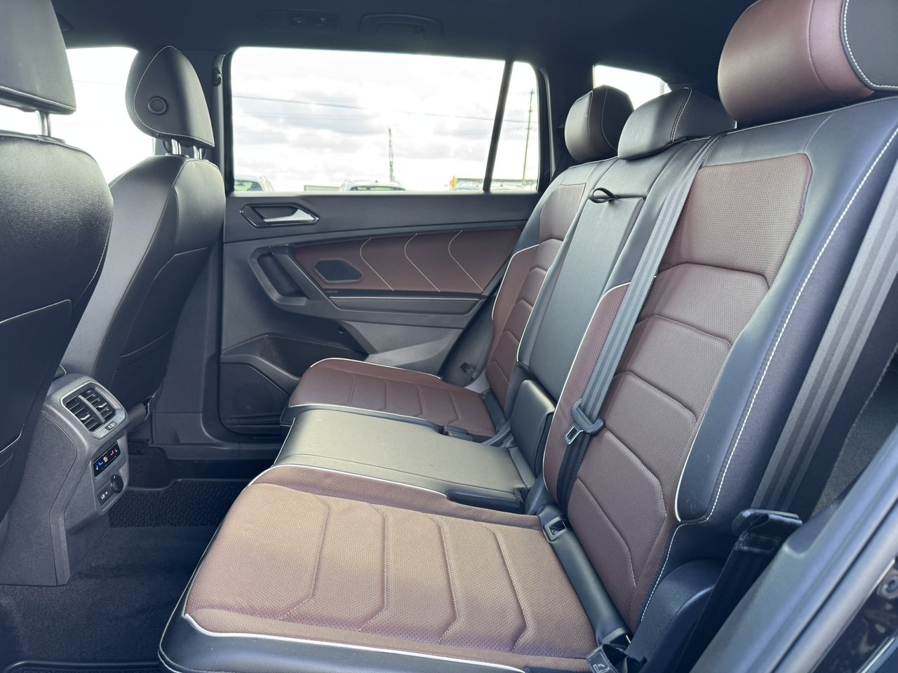 2023 Volkswagen Tiguan Highline R-Line 4MOTION