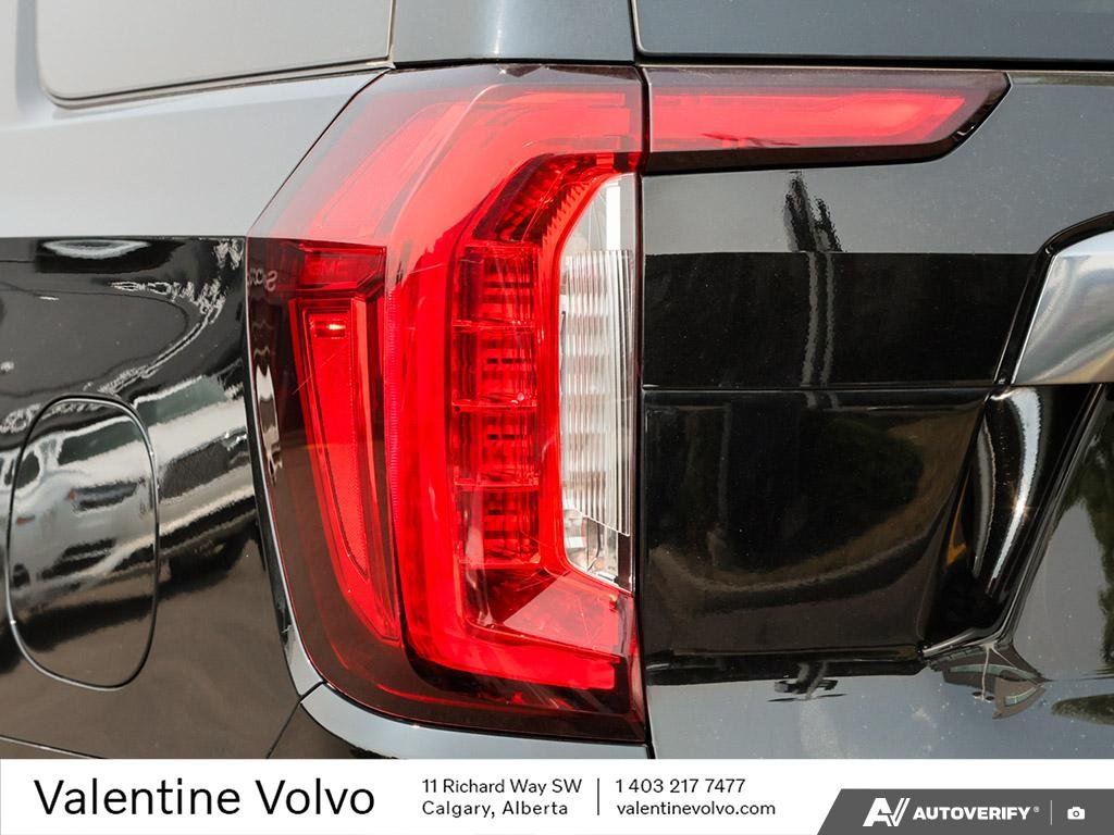 2021 GMC Yukon AT4-11