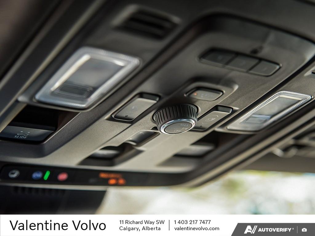 2024 GMC Yukon Denali-21