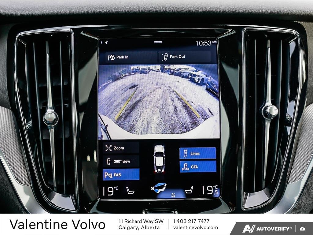 2022 Volvo S60 Recharge R-Design-26