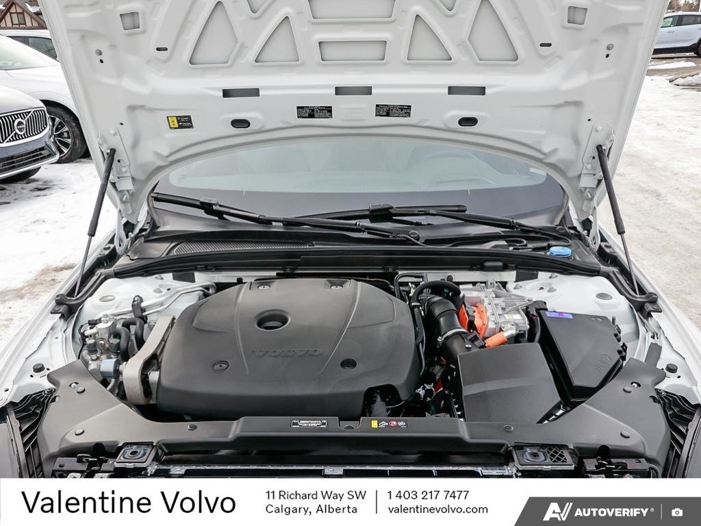 2022 Volvo S60 Recharge R-Design-7