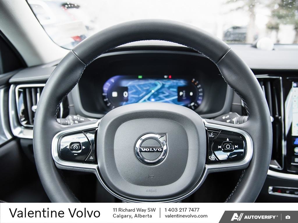 2023 Volvo S60 Ultimate Bright Theme-13