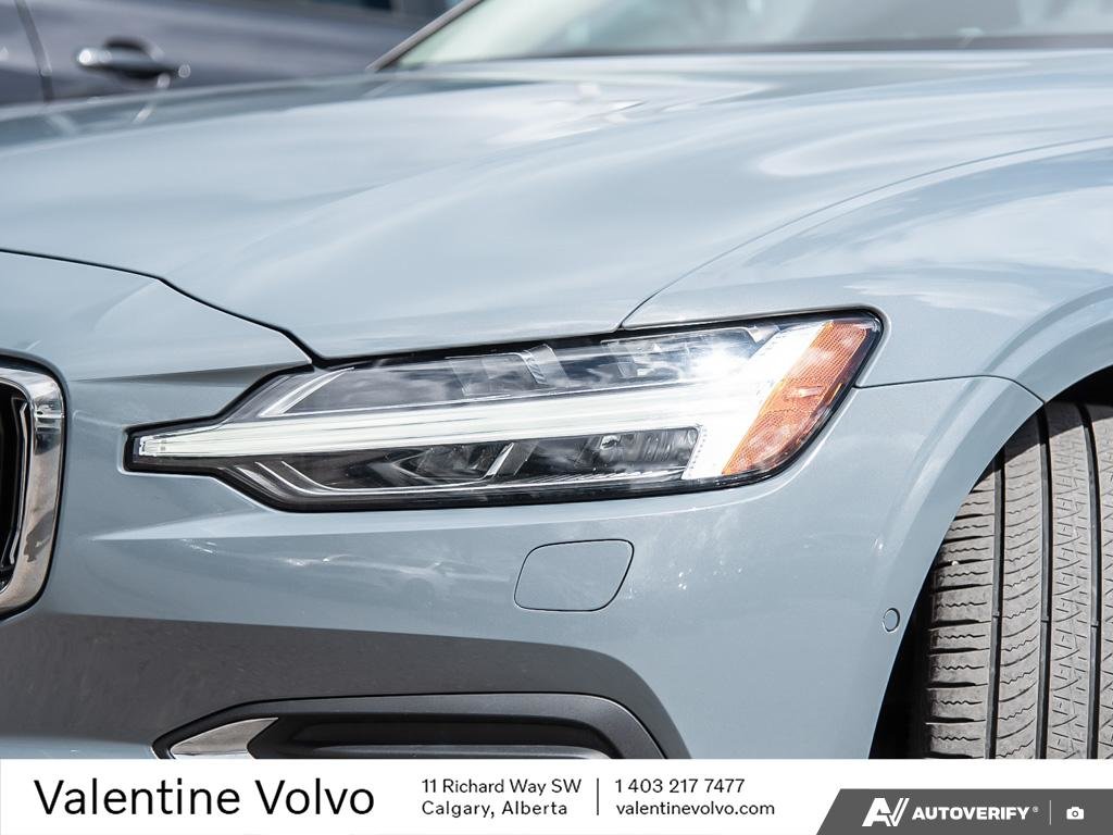 2023 Volvo S60 Ultimate Bright Theme-9