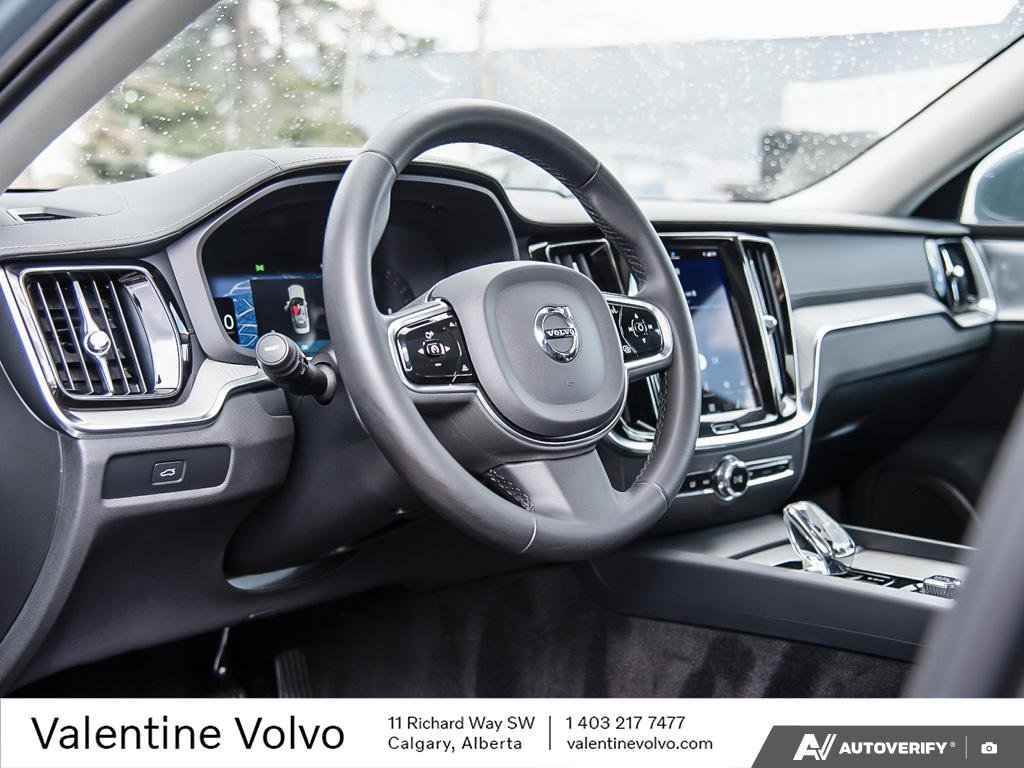 2023 Volvo S60 Ultimate Bright Theme-12