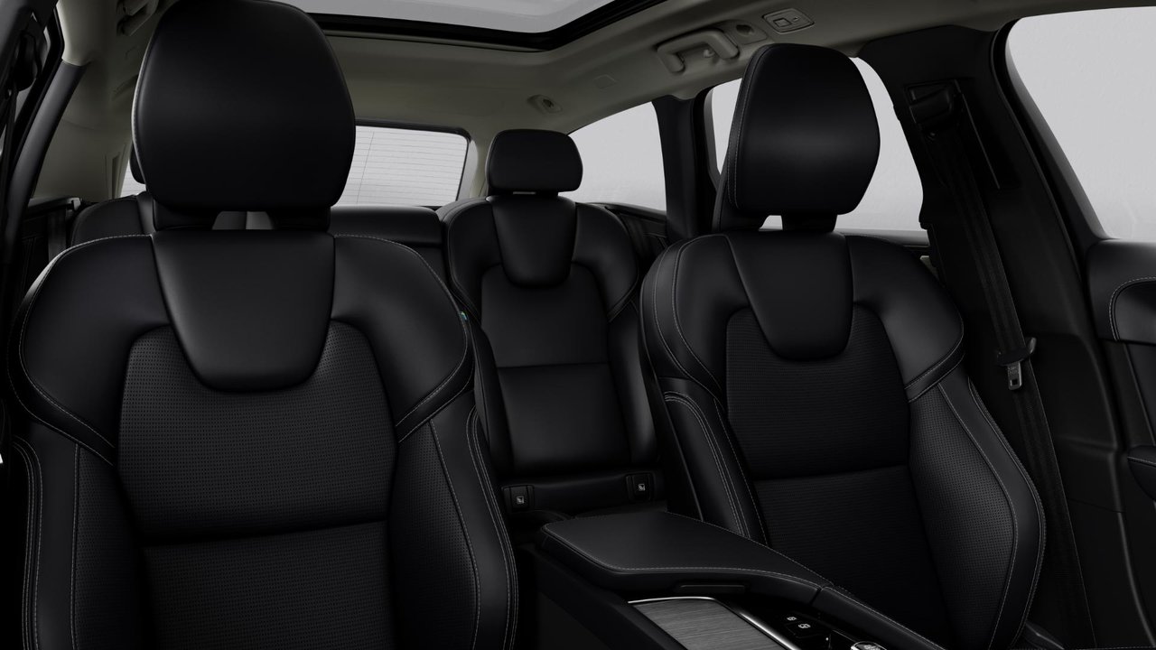 2026 Volvo V90 Cross Country Ultra-9