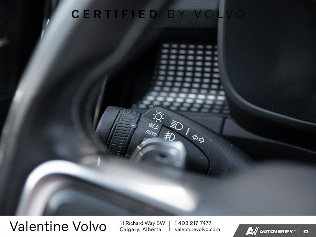 2020 Volvo XC40 R-Design-14