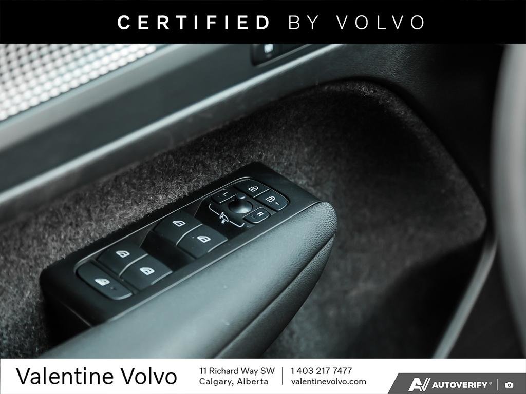 2022 Volvo XC40 R-Design-16