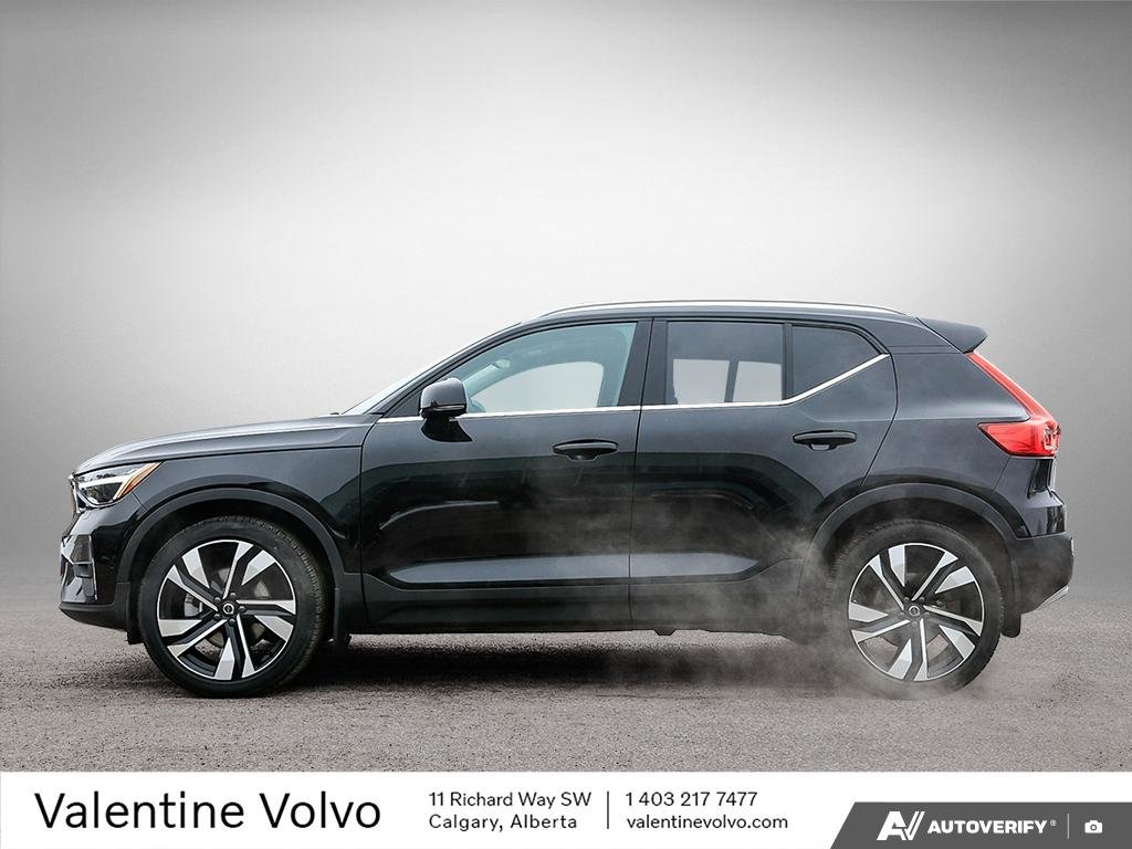 2023 Volvo XC40 Plus Bright Theme-2