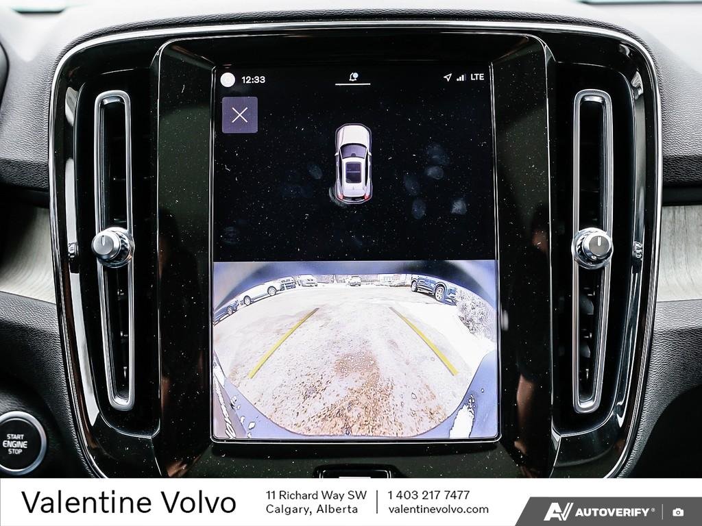 2023 Volvo XC40 Plus Bright Theme-26