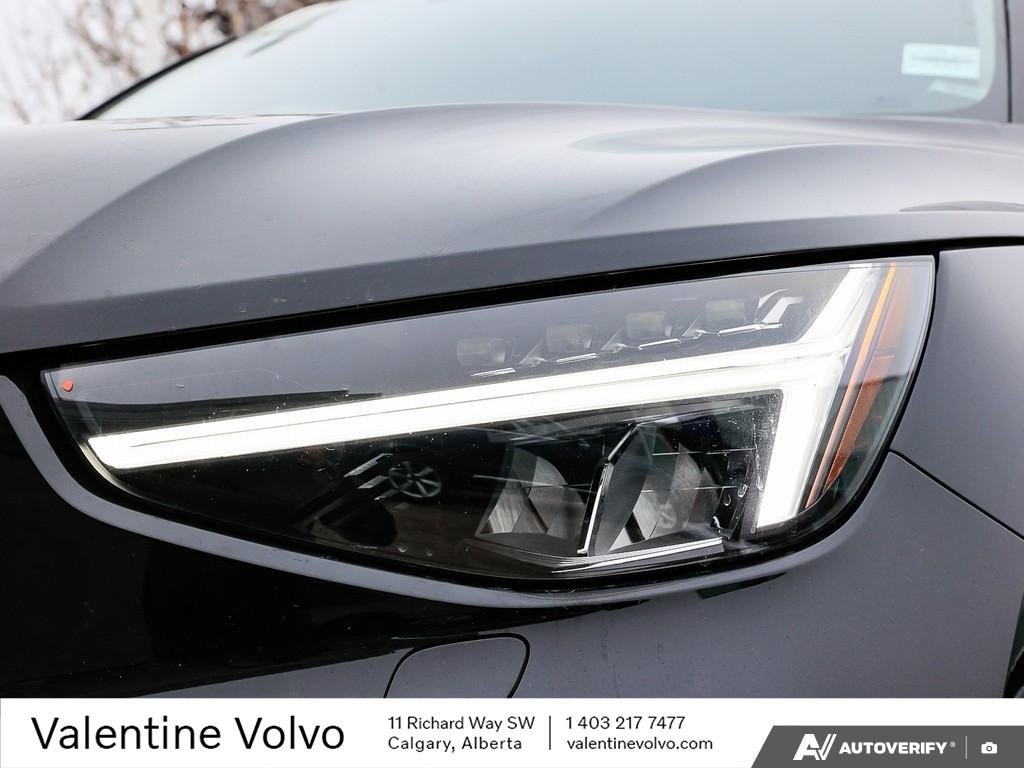 2023 Volvo XC40 Plus Bright Theme-9
