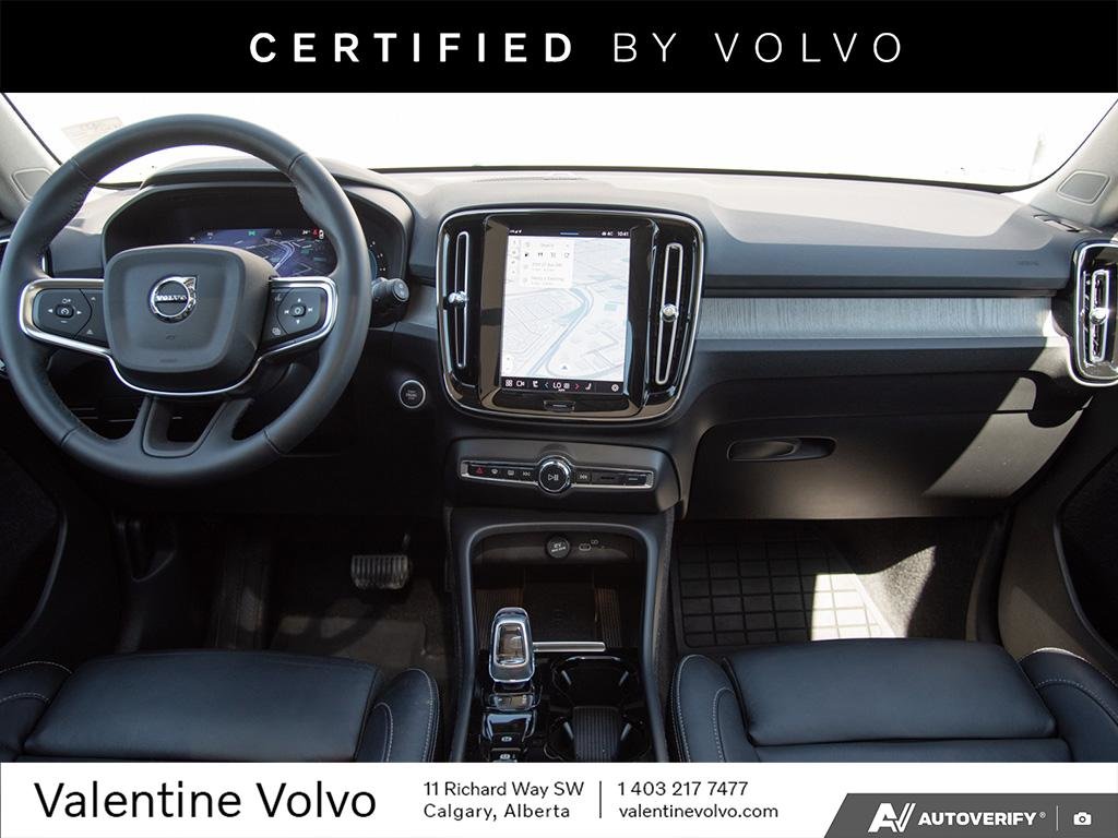 2023 Volvo XC40 Ultimate Dark Theme-26
