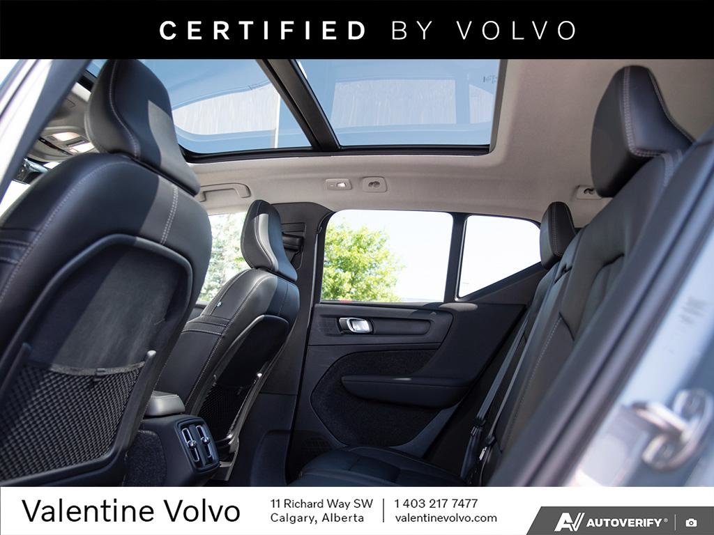 2023 Volvo XC40 Ultimate Dark Theme-25