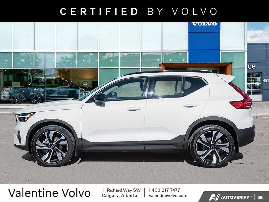 2023 Volvo XC40 Ultimate Dark Theme-2