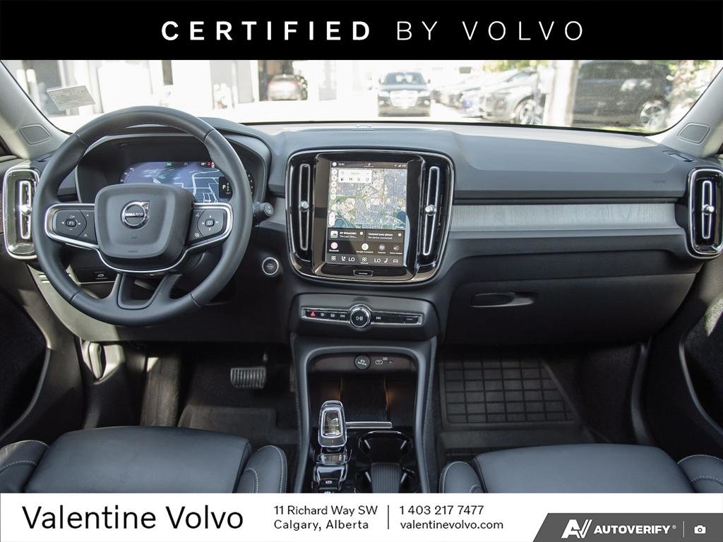 2023 Volvo XC40 Ultimate Dark Theme-24