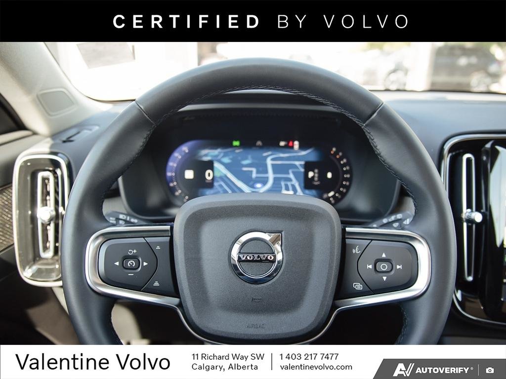 2023 Volvo XC40 Ultimate Dark Theme-13