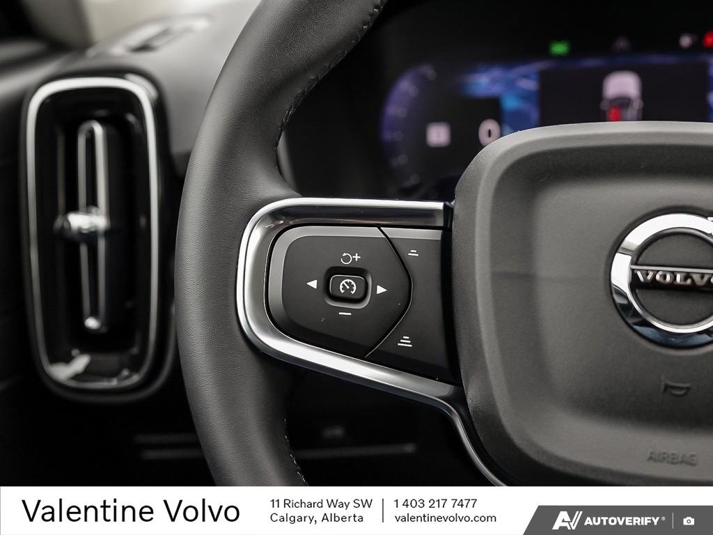 2024 Volvo XC40 Plus Bright Theme-16