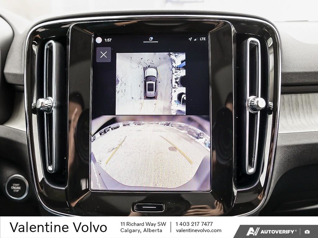 2024 Volvo XC40 Plus Bright Theme-26