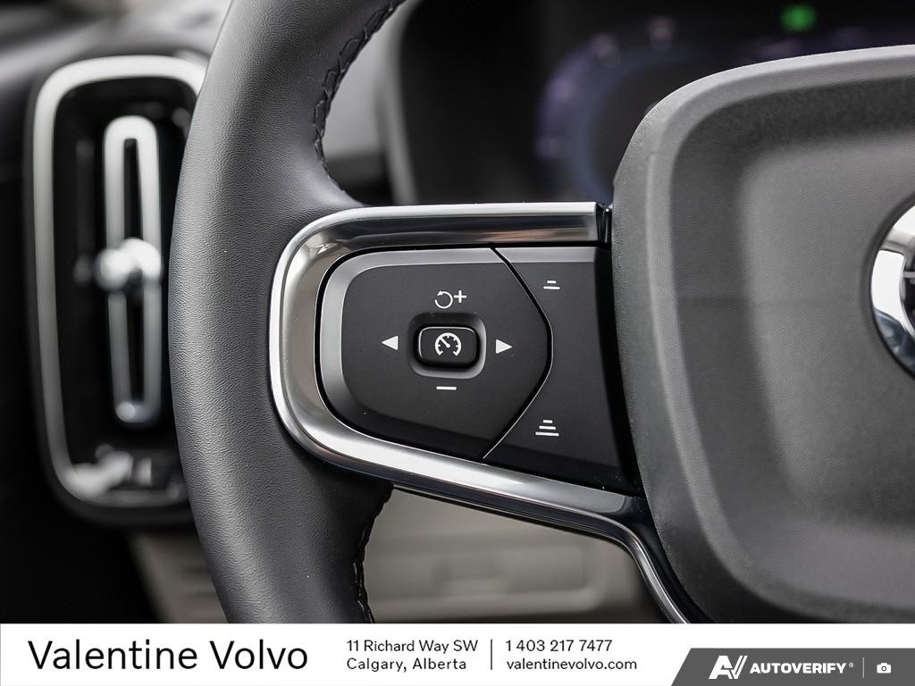 2024 Volvo XC40 Ultimate Bright Theme-16