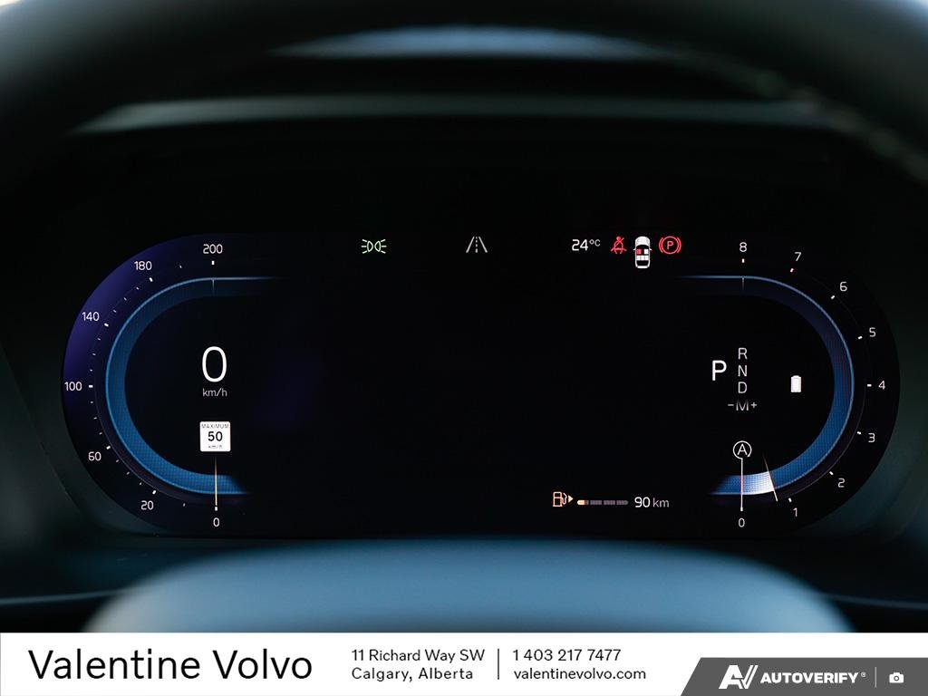 2024 Volvo XC40 Ultimate Bright Theme-10