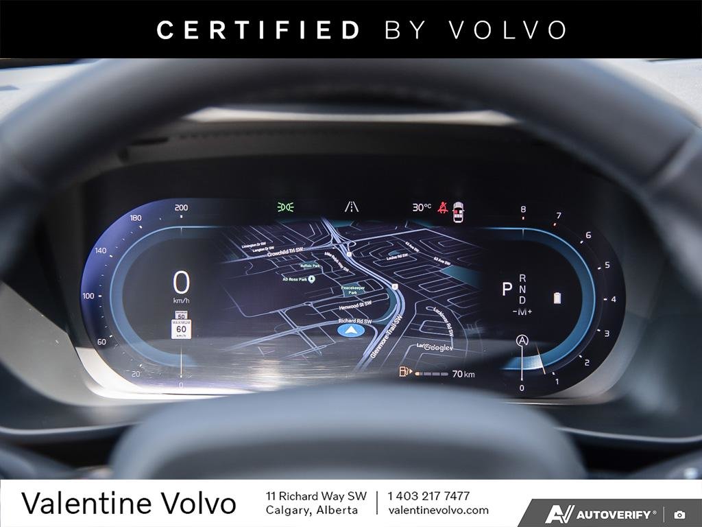 2024 Volvo XC40 Ultimate Dark Theme-13