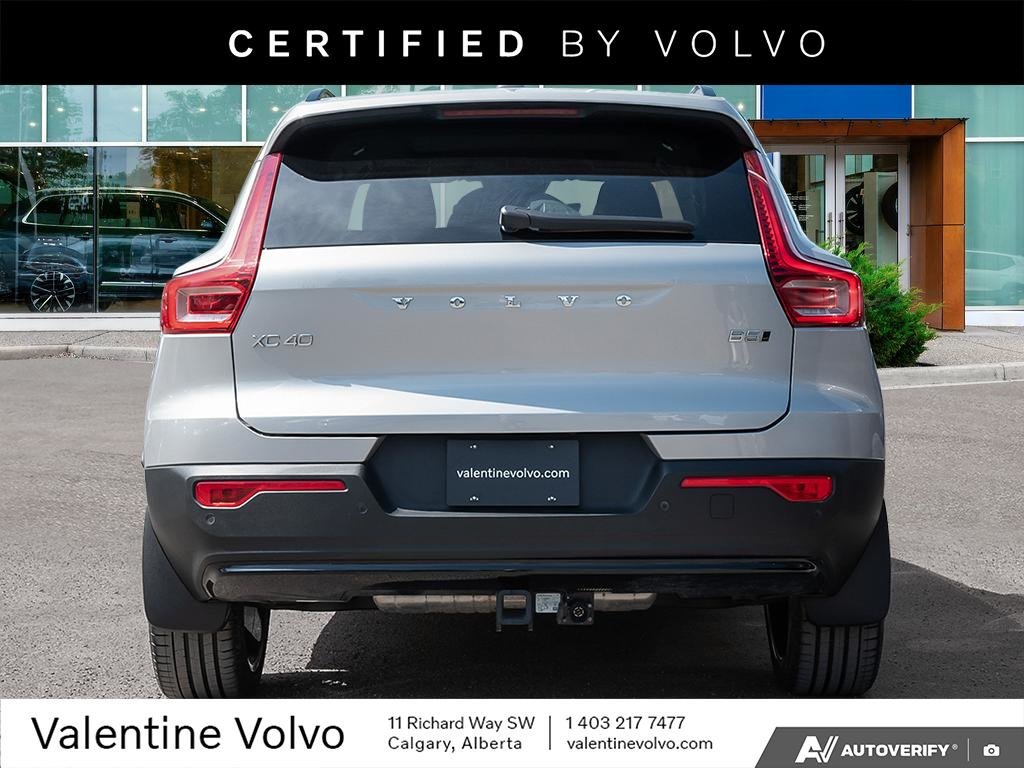 2024 Volvo XC40 Ultimate Dark Theme-4