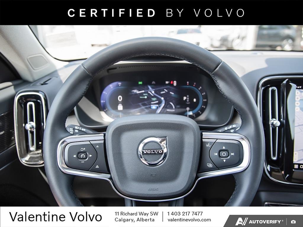 2024 Volvo XC40 Ultimate Dark Theme-12
