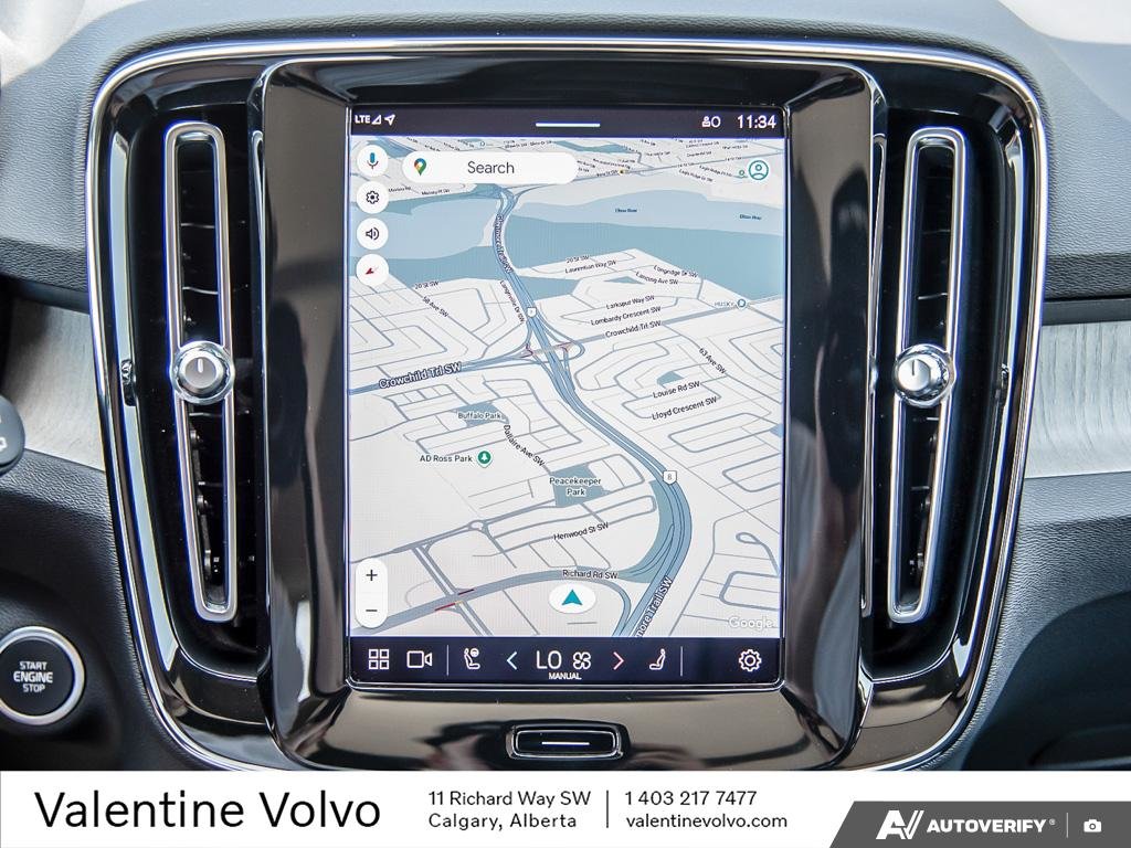2024 Volvo XC40 Ultimate Dark Theme-19