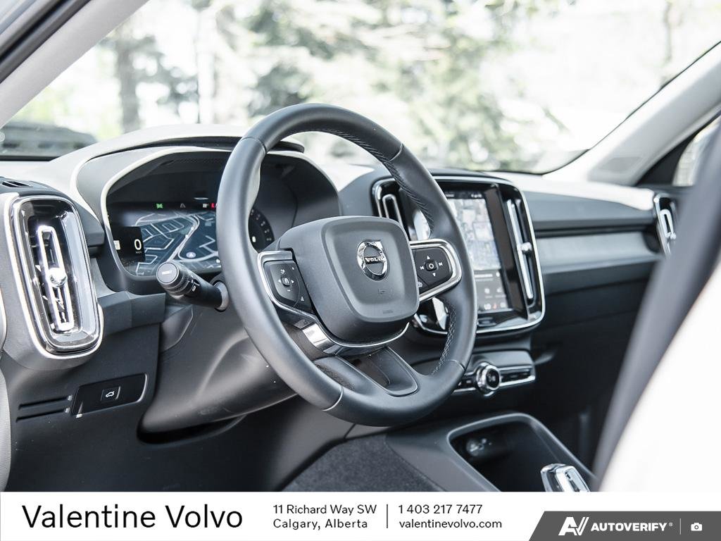 2024 Volvo XC40 Plus Bright Theme-11