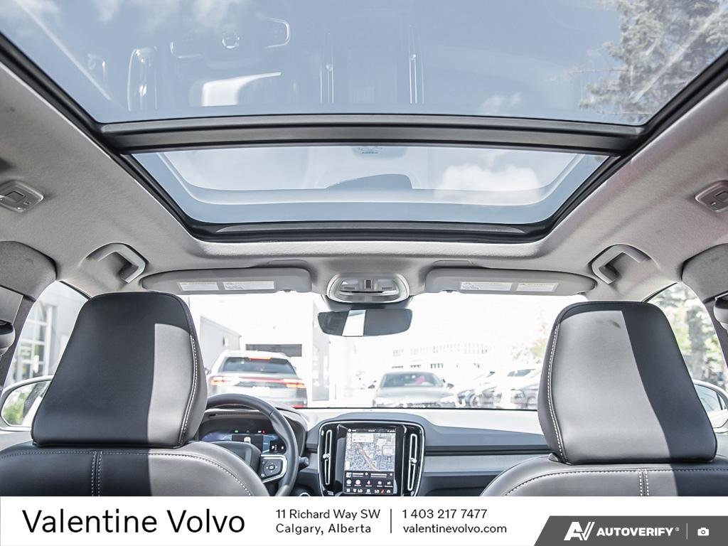 2024 Volvo XC40 Plus Bright Theme-24