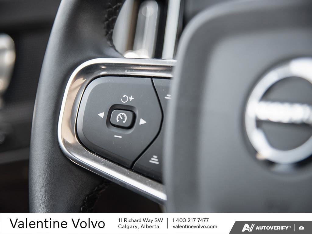2024 Volvo XC40 Plus Bright Theme-16