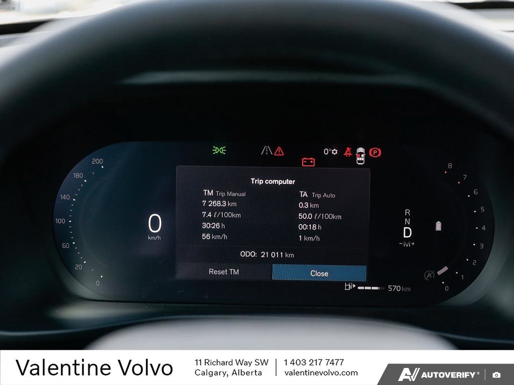 2025 Volvo XC40 Core Bright Theme-14