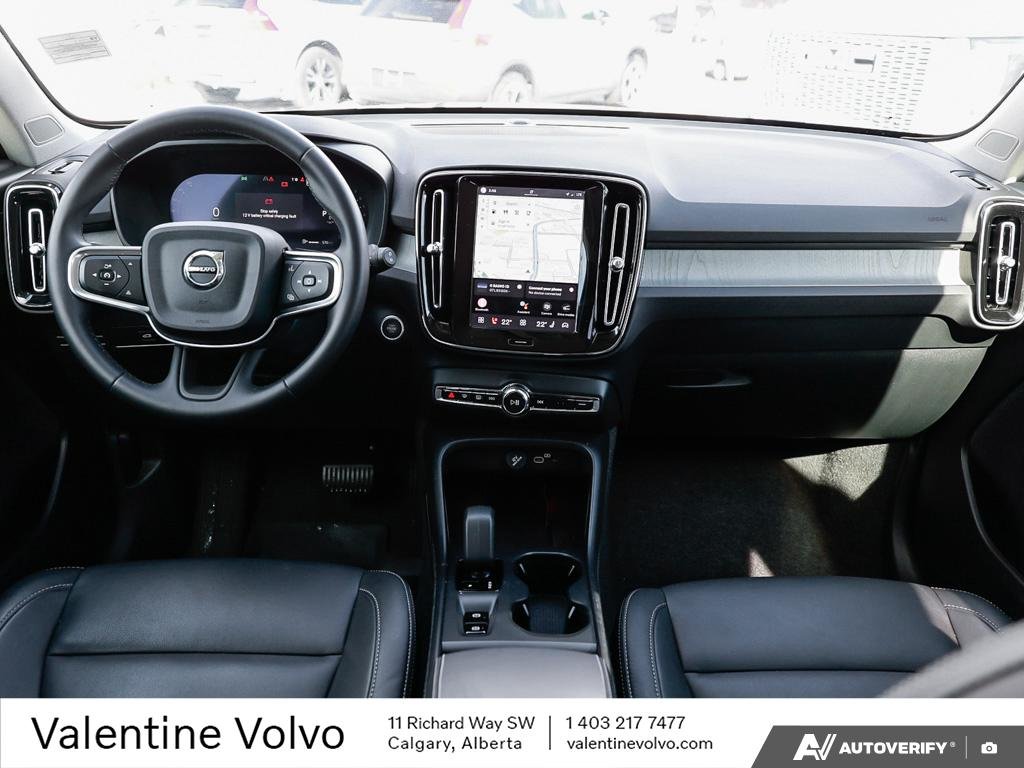 2025 Volvo XC40 Core Bright Theme-24