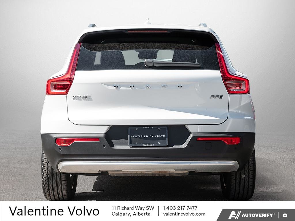 2025 Volvo XC40 Core Bright Theme-4