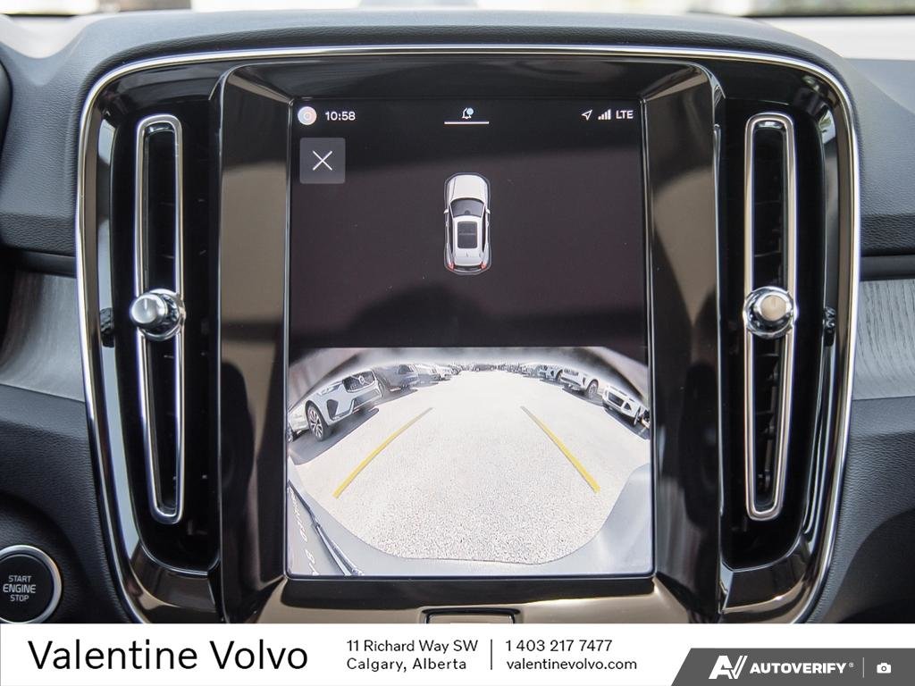 2025 Volvo XC40 Core Bright Theme-25