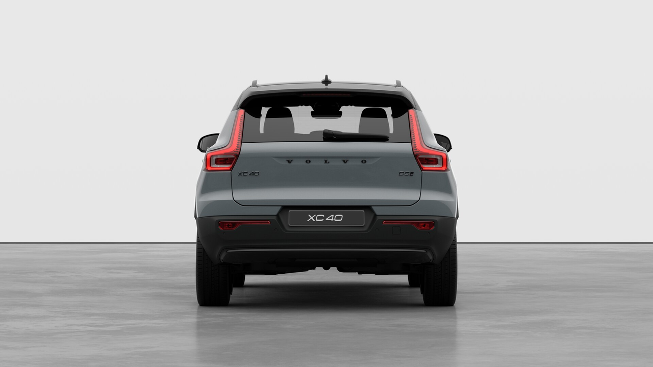 2026 Volvo XC40 Ultra Black Edition-5